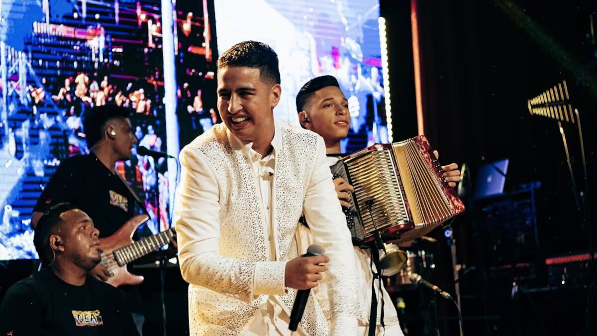 Tremendo Debut de Martín Elías Jr. en el vallenato