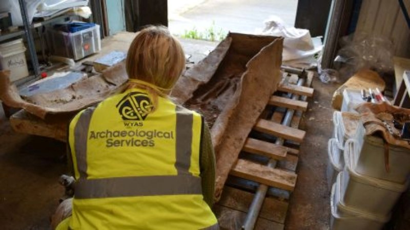Encuentran un ataúd de plomo oculto que contiene los restos óseos de un aristócrata romano.