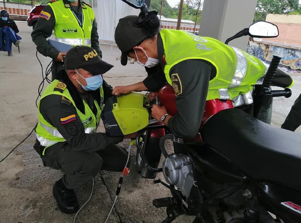 Motocicletas fueron marcadas con sistemas de identificación.