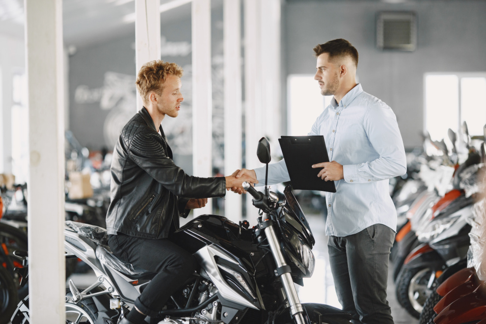 El Mercado de Motos en Colombia Acelera a Fondo
