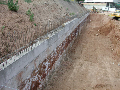 Brisas Altas, exigen la construcción de muro de contención.