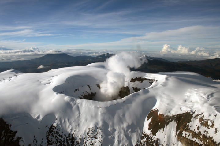 Nevado del Ruíz vuelve a encender las alarmas