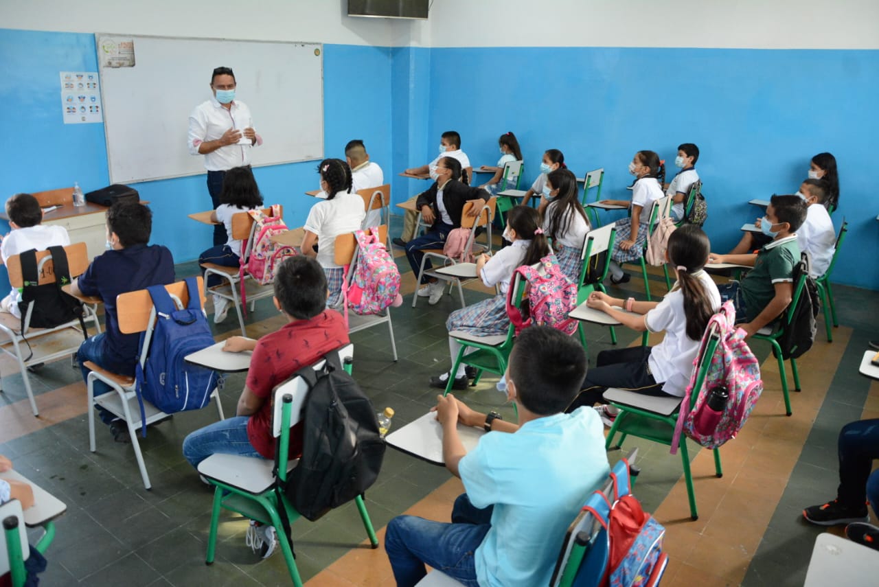Bajas tasas de natalidad preocupan a la Secretaría de Educación en el Huila