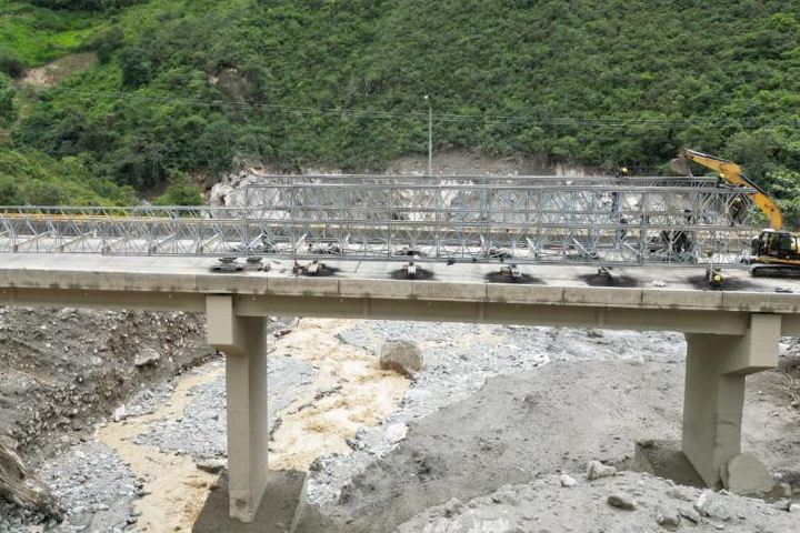 Este 28 de julio se habilitará el primer puente provisional que permitirá el paso de Villavicencio a Bogotá