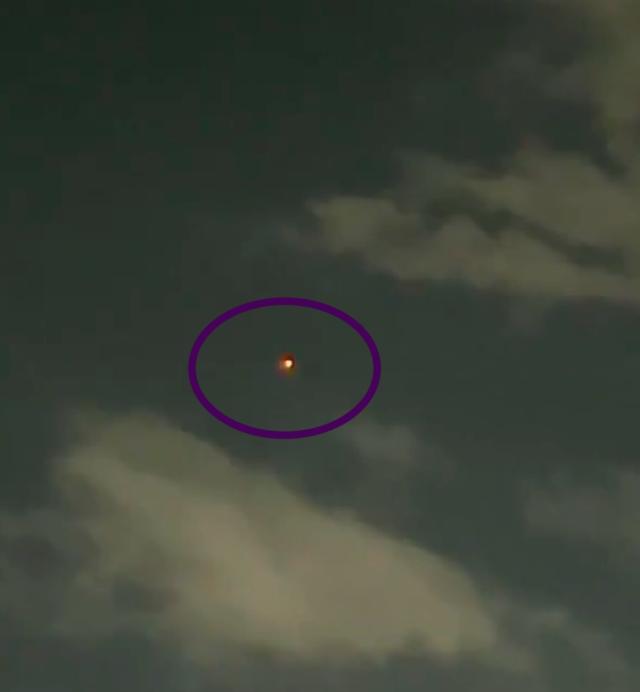 Otro ovni capturado en cámaras