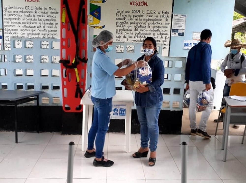 Continúa la entrega del PAE en Caquetá.