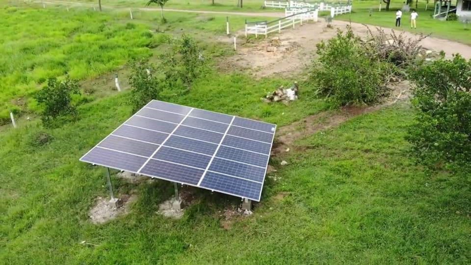 Millonaria inversión para mejorar educación en Caquetá.