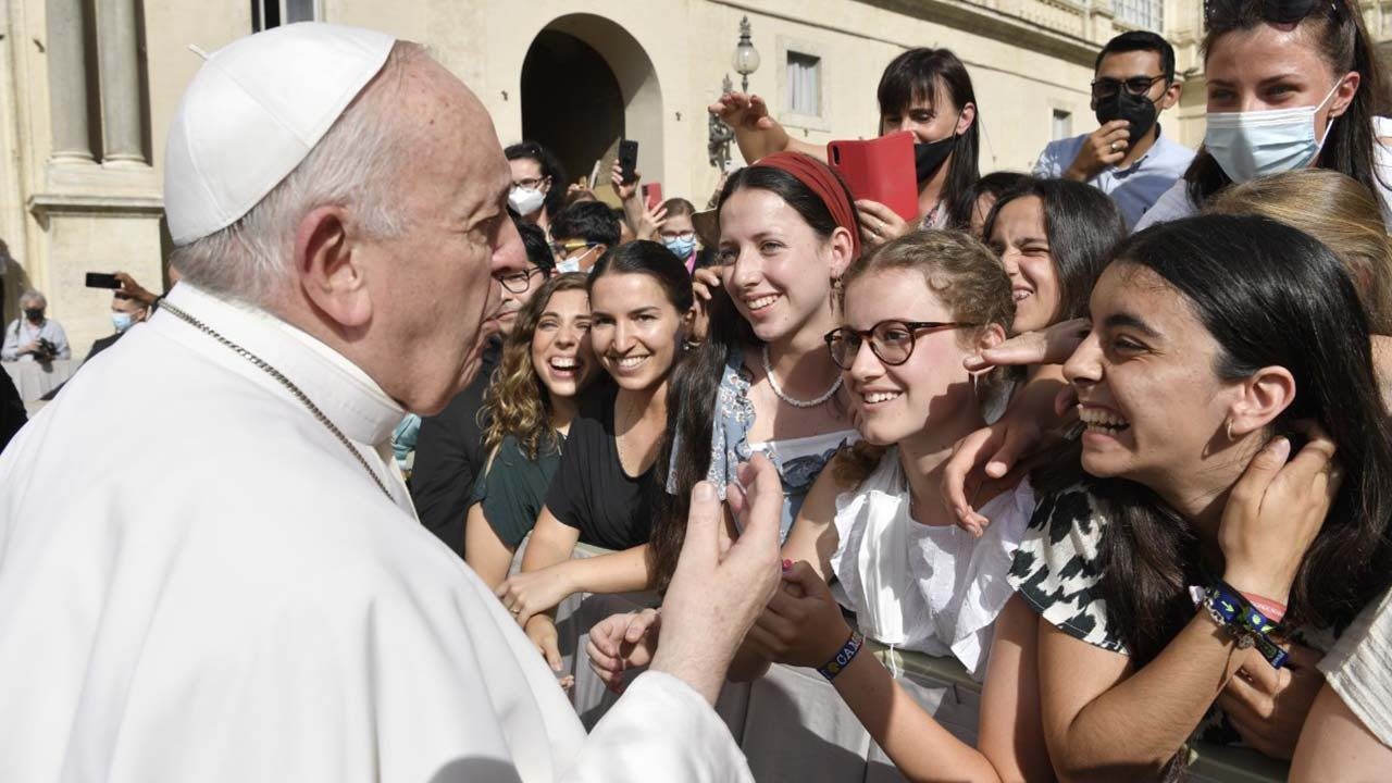 El papa agradeció a algunas mujeres