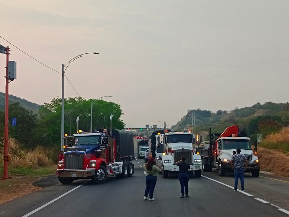 [AUDIO] El Huila se une al paro camionero