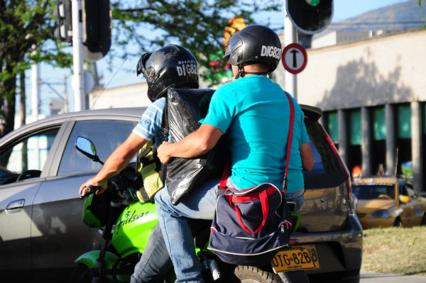 Decreto de restricción de parrillero en el microcentro en la ciudad de Neiva