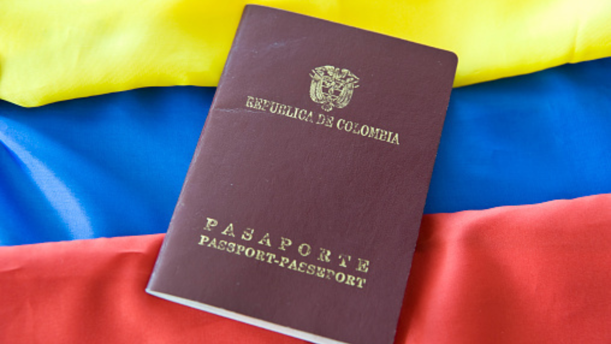 Cancillería prorrogará contrato de pasaportes con Thomas Greg & Sons