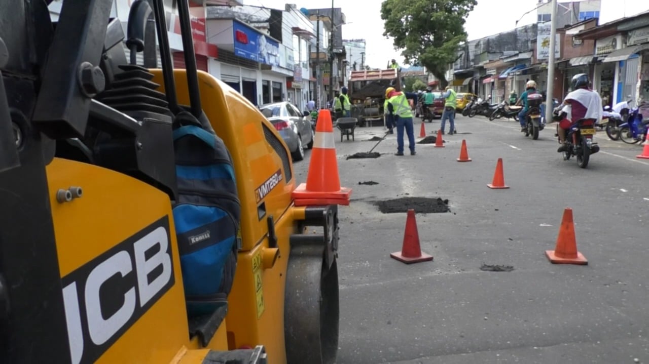 Alcaldía y Gobernación, anuncian millonaria inversión vial en Florencia.