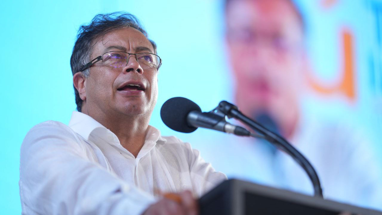 “Les vamos a pagar a jóvenes por no matar”: Presidente Gustavo Petro