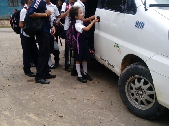 Se restableció trasporte escolar.