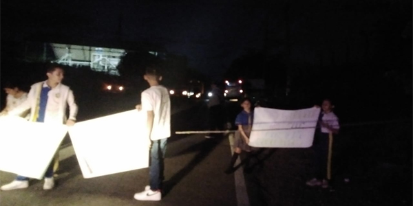 Vía Neiva - Fortalecillas cerrada por paro estudiantil