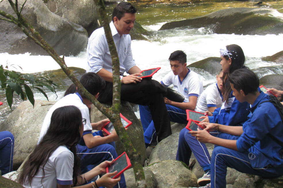 Gobierno Monsalve Ascanio, garantiza convenio con la Arquidiócesis de Florencia, para contratar maestros rurales en la capital caqueteña.