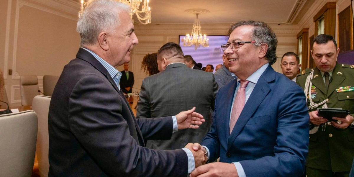 [AUDIO] ¿Qué piensan en el Huila de los dos años de Gustavo Petro?