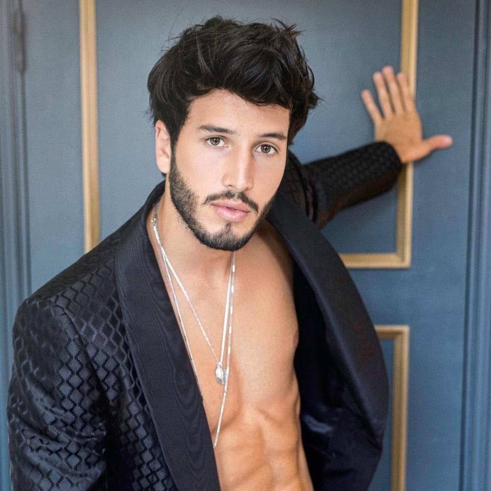 Sebastián Yatra en los X Premios Platino en Madrid