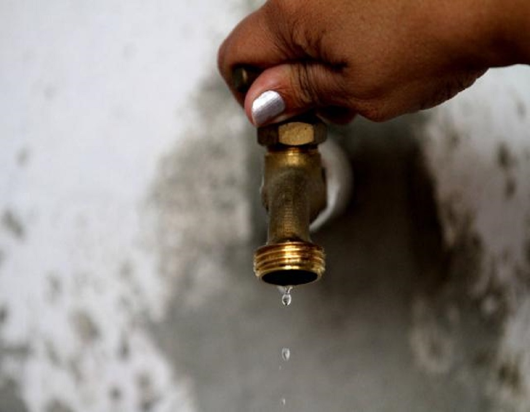 Anuncian suspensión del agua potable por 60 horas