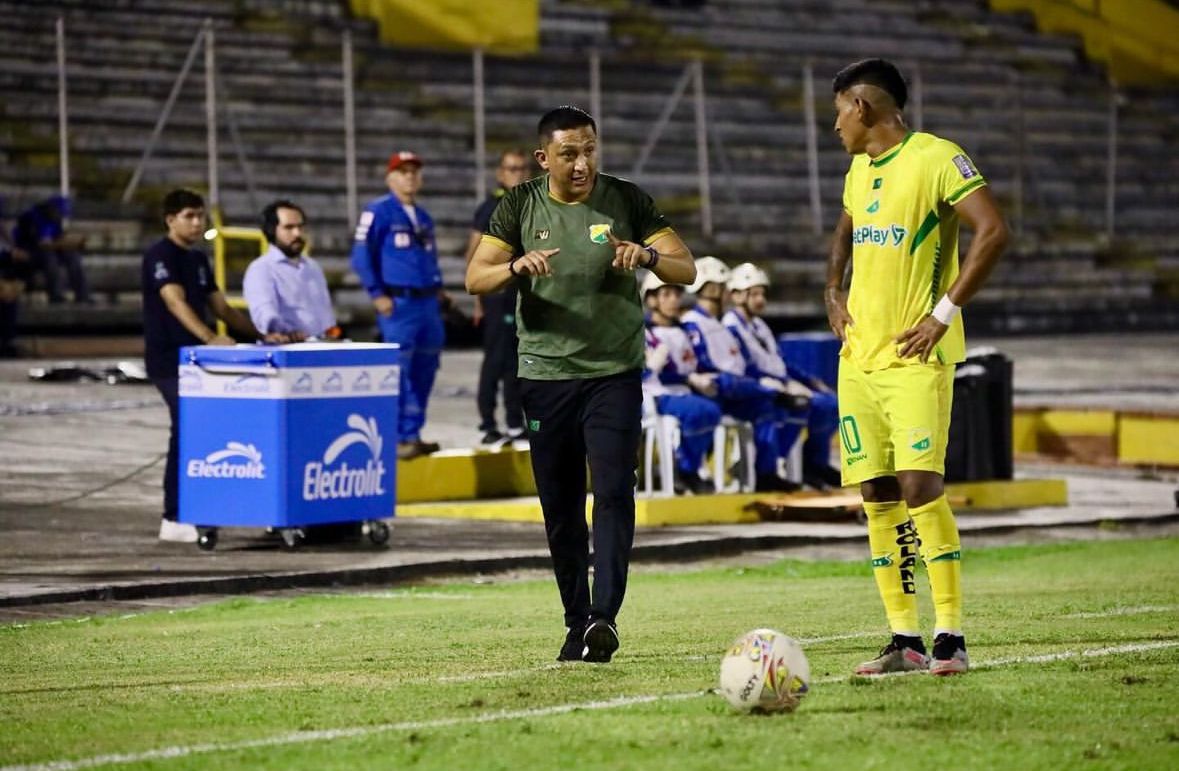 [AUDIO] Presidente de Atlético Huila confirmó la continuidad del técnico Diego Corredor a pesar de no ascender