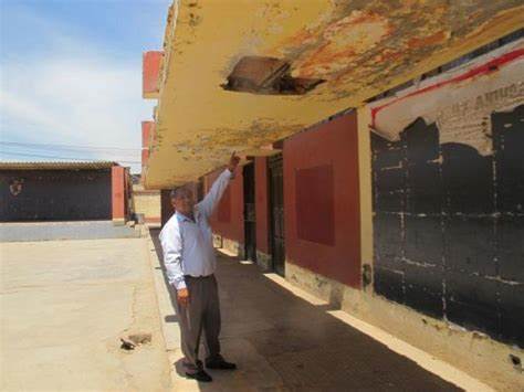 En condiciones precarias tienen que ver clases los niños de un colegio de Garzón