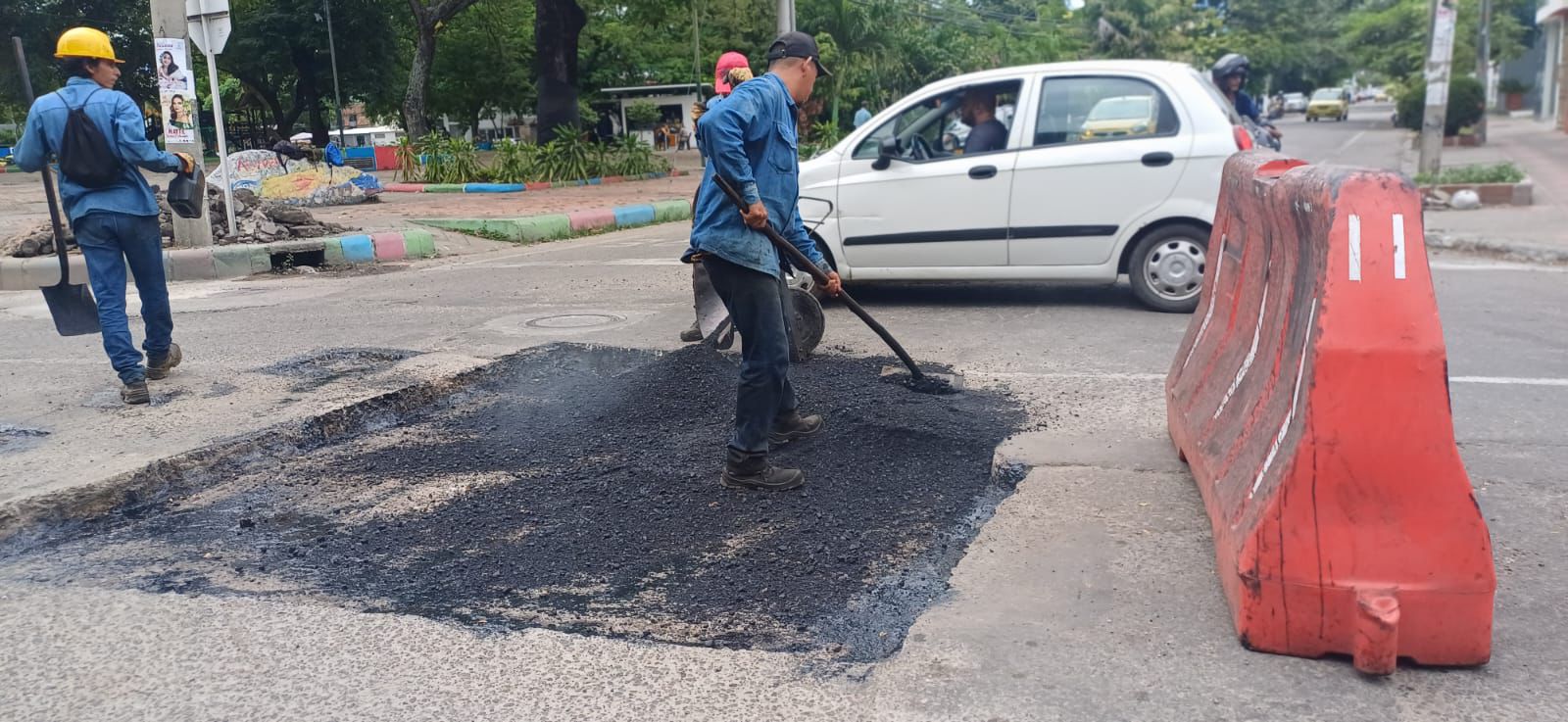 Recuperación de la malla vial de la calle 21 en Neiva