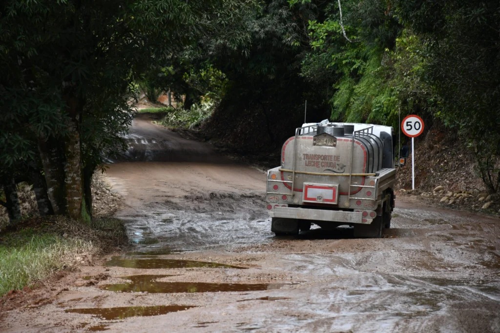 Preocupación por mal estado de la vía Balsillas - Neiva