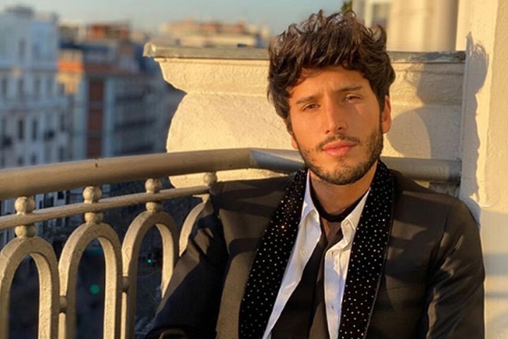 Sebastián Yatra fue nominado a los Globo de Oro por su canción en 'Encanto' de Disney